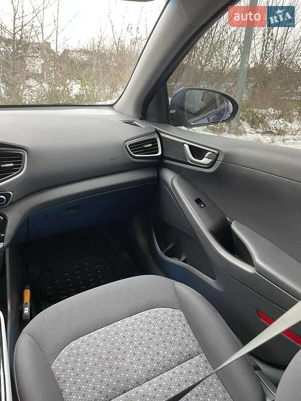 Хэтчбек Hyundai Ioniq 2019 в Виннице