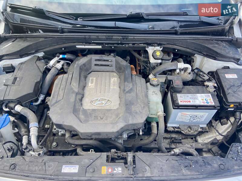 Хэтчбек Hyundai Ioniq 2018 в Ровно фото 32 Хэтчбек Hyundai Ioniq 2018 в Ровно