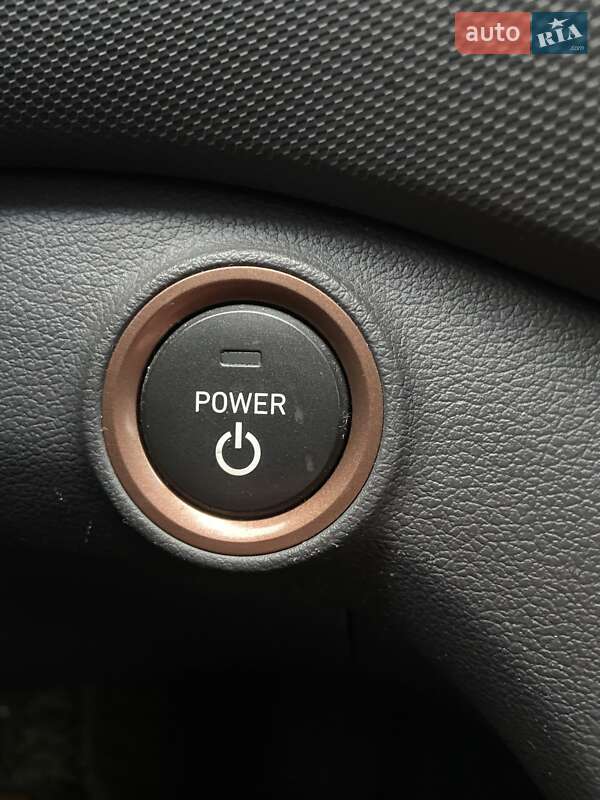 Хэтчбек Hyundai Ioniq 2018 в Ровно фото 28 Хэтчбек Hyundai Ioniq 2018 в Ровно