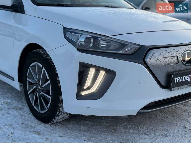 Ліфтбек Hyundai Ioniq 2021 в Києві