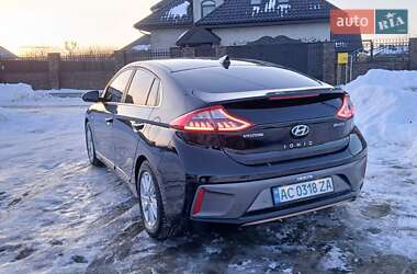 Хэтчбек Hyundai Ioniq 2017 в Луцке