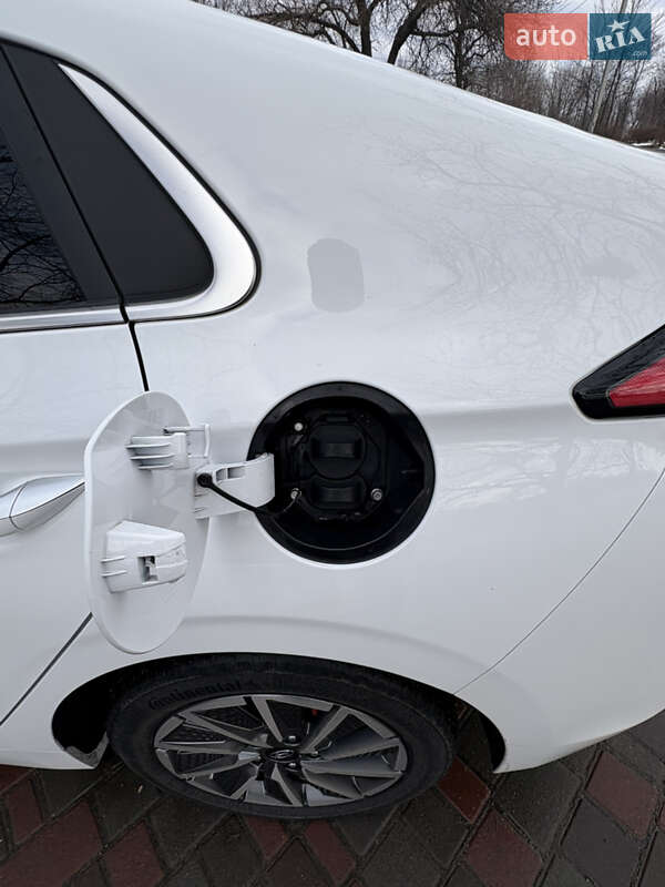 Лифтбек Hyundai Ioniq 2020 в Кропивницком