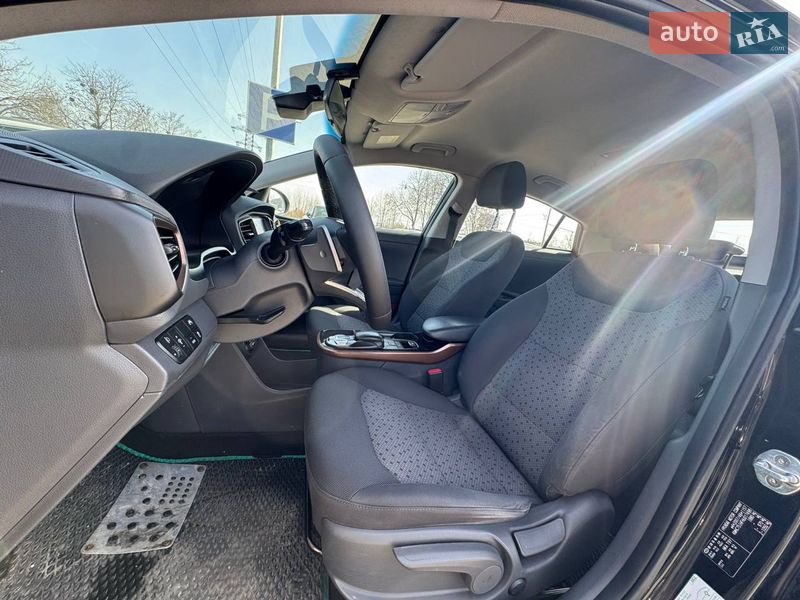 Хэтчбек Hyundai Ioniq 2017 в Львове