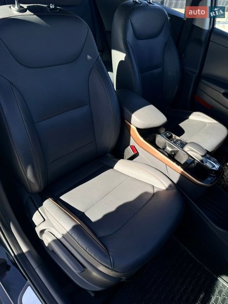 Хэтчбек Hyundai Ioniq 2017 в Бродах