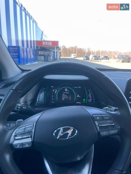 Лифтбек Hyundai Ioniq 2021 в Киеве