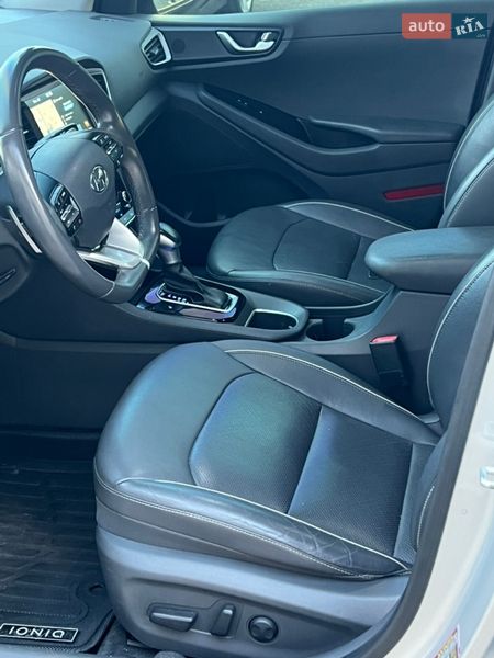 Хэтчбек Hyundai Ioniq 2018 в Одессе