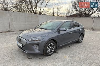 Лифтбек Hyundai Ioniq 2020 в Черкассах