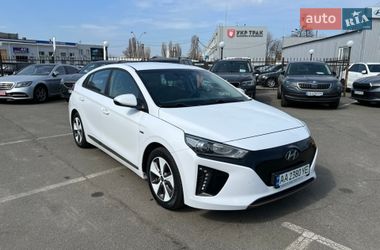 Хэтчбек Hyundai Ioniq 2018 в Киеве