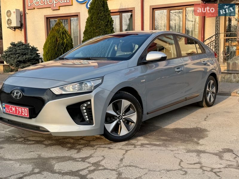 Хэтчбек Hyundai Ioniq 2018 в Тернополе