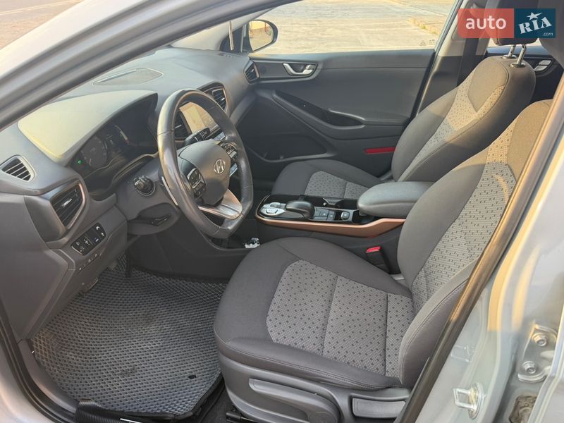 Хэтчбек Hyundai Ioniq 2018 в Тернополе