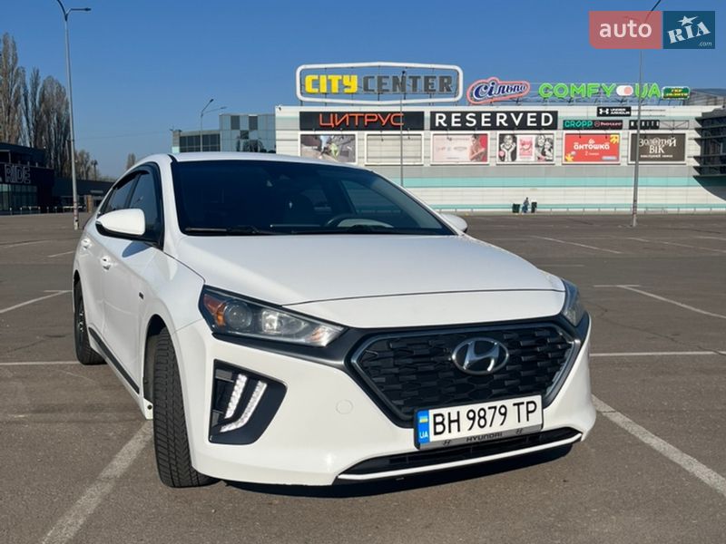 Лифтбек Hyundai Ioniq 2019 в Одессе