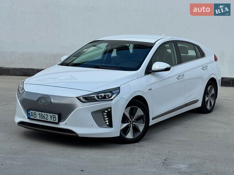 Хэтчбек Hyundai Ioniq 2017 в Виннице фото 13 Хэтчбек Hyundai Ioniq 2017 в Виннице