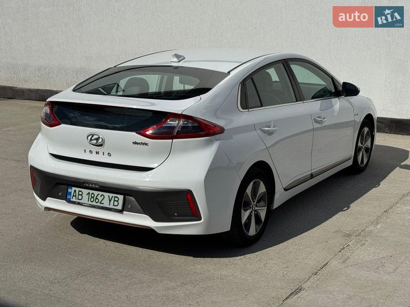 Хэтчбек Hyundai Ioniq 2017 в Виннице фото 16 Хэтчбек Hyundai Ioniq 2017 в Виннице