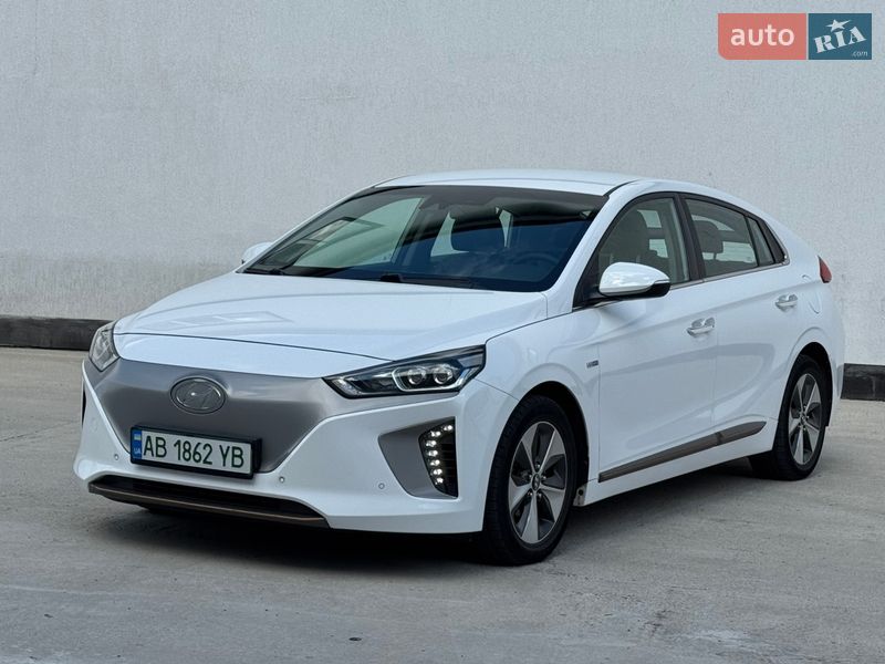 Хэтчбек Hyundai Ioniq 2017 в Виннице фото 66 Хэтчбек Hyundai Ioniq 2017 в Виннице