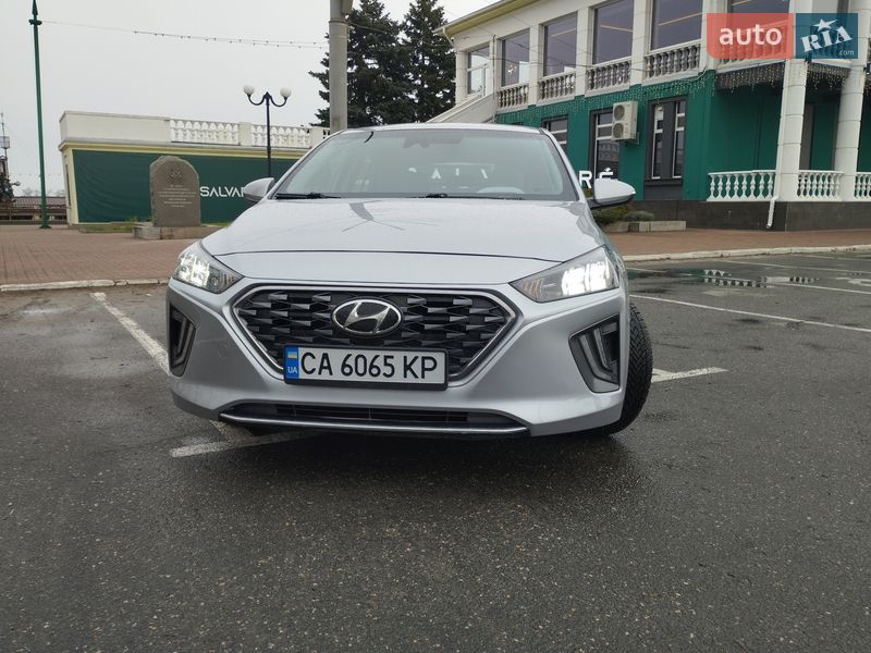 Лифтбек Hyundai Ioniq 2020 в Черкассах фото 14 Лифтбек Hyundai Ioniq 2020 в Черкассах