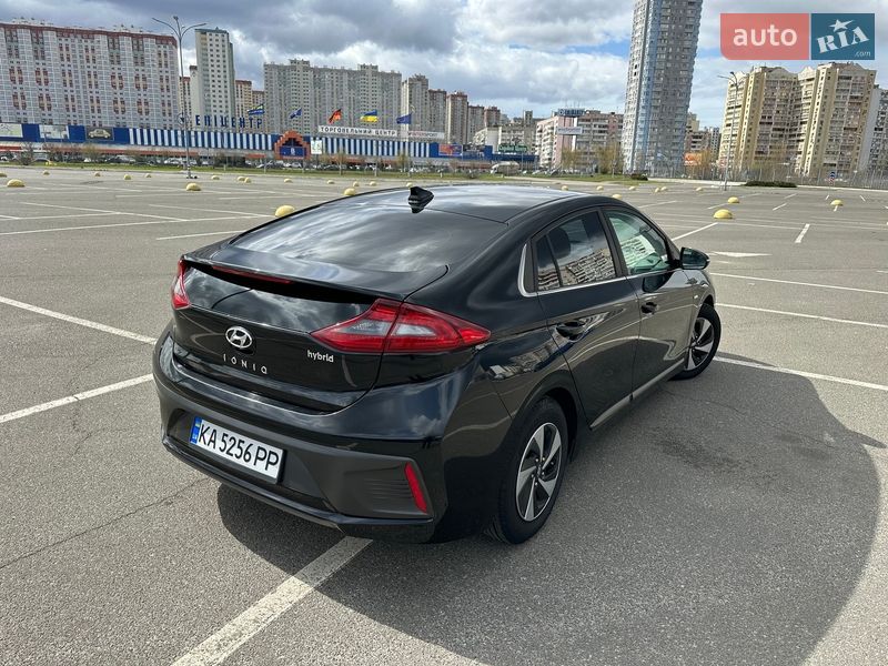 Хэтчбек Hyundai Ioniq 2017 в Киеве
