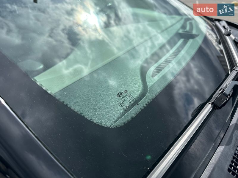 Хэтчбек Hyundai Ioniq 2017 в Киеве