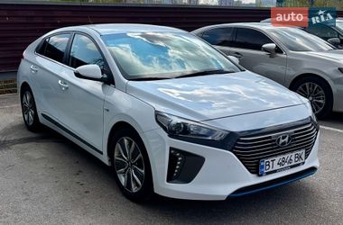 Хэтчбек Hyundai Ioniq 2018 в Киеве