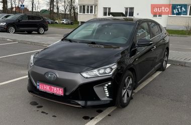 Хетчбек Hyundai Ioniq 2017 в Вінниці