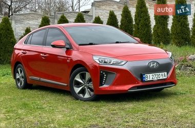 Хетчбек Hyundai Ioniq 2018 в Дніпрі