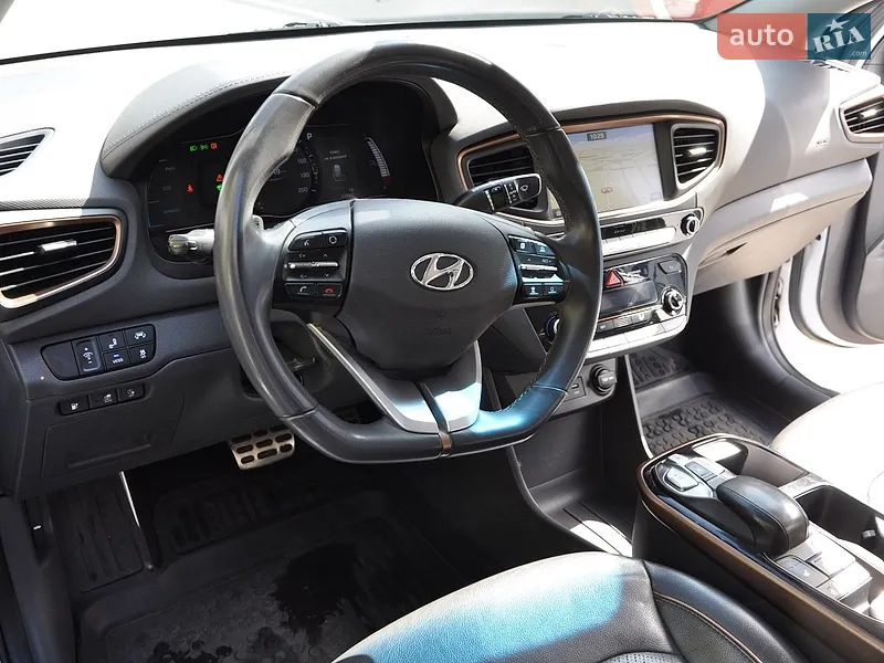 Hyundai Ioniq 2018 VIN KMHC851HFJU037787 фото оголошення 25 з 70