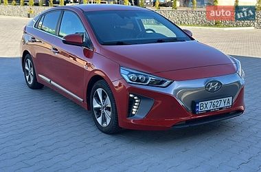 Хетчбек Hyundai Ioniq 2017 в Волочиську