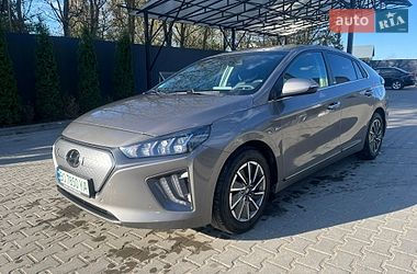 Ліфтбек Hyundai Ioniq 2020 в Тернополі