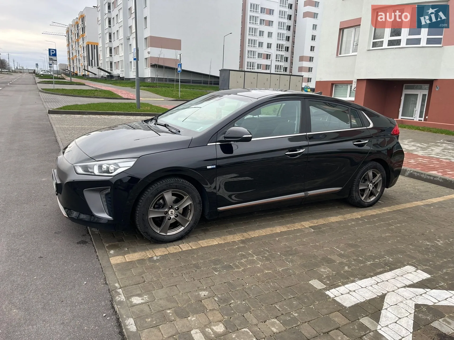 2017 Hyundai IONIQ - мініатюра 14