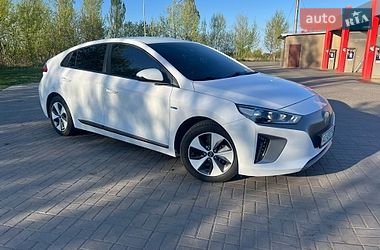 Хэтчбек Hyundai Ioniq 2017 в Нововолынске
