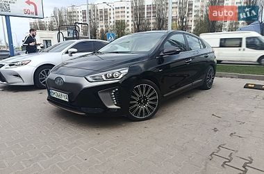 Хэтчбек Hyundai Ioniq 2018 в Киеве