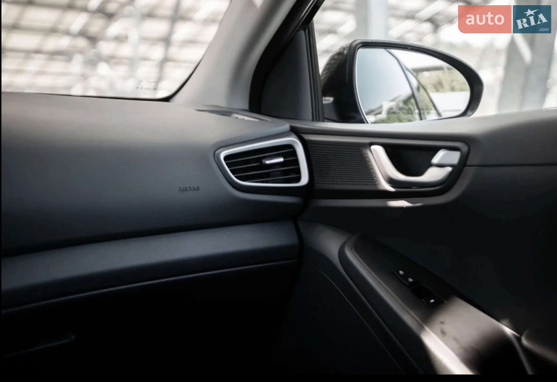 2018 Hyundai IONIQ - мініатюра 12