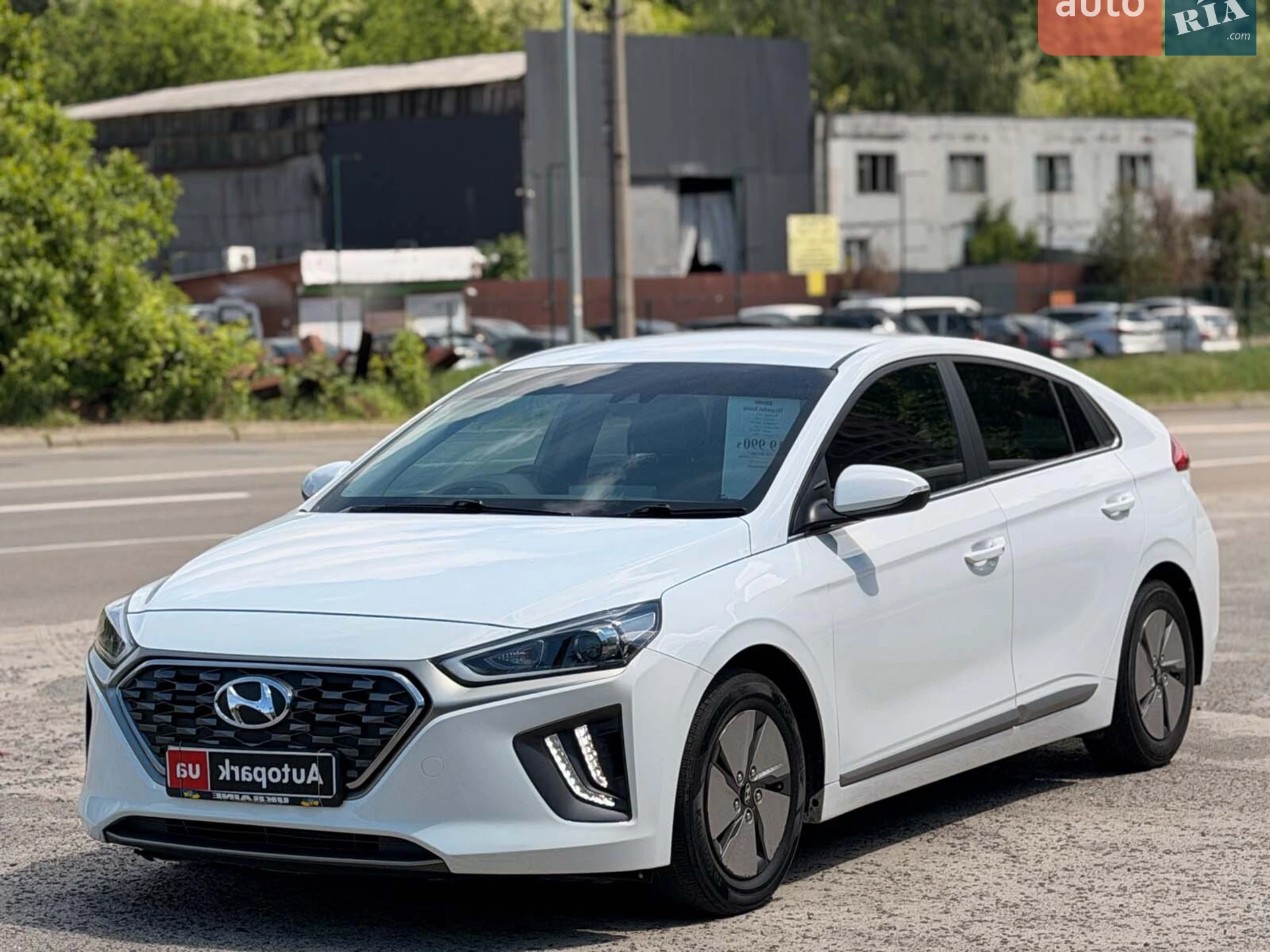 2021 Hyundai IONIQ - фото 1