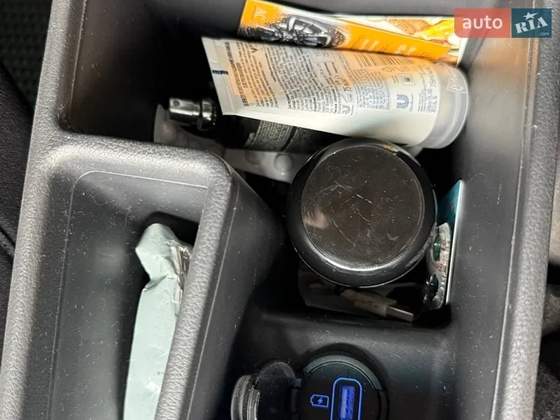 Hyundai Ioniq 2019 VIN KMHC65LD8KU166622 фото оголошення 19 з 61
