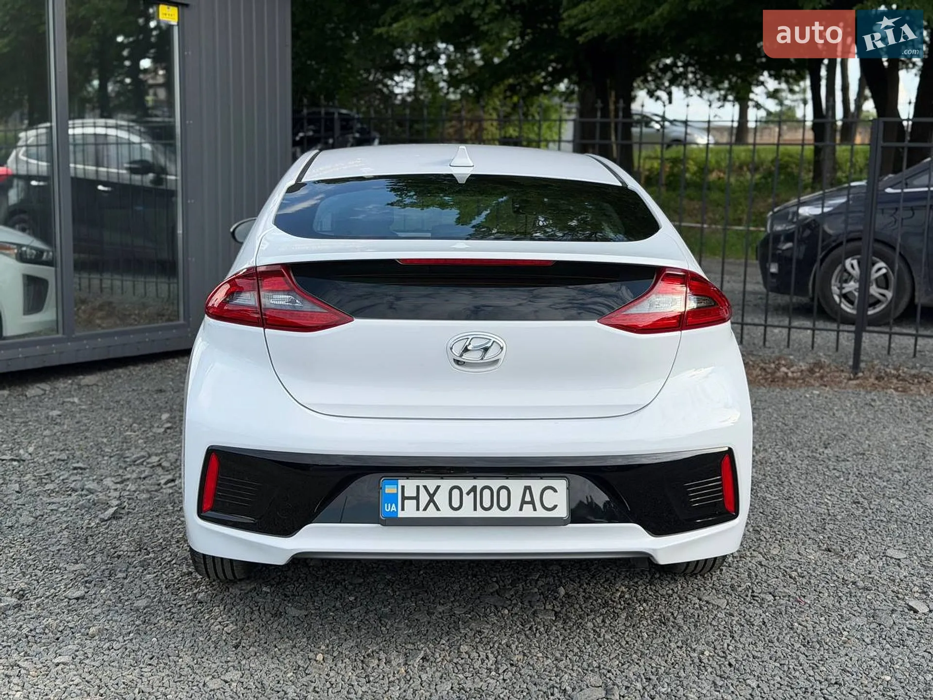 2017 Hyundai IONIQ - мініатюра 11