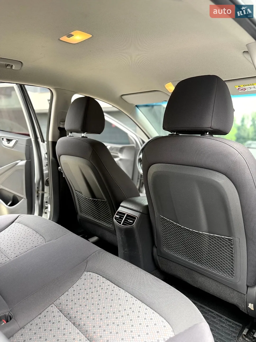 2016 Hyundai IONIQ - мініатюра 32