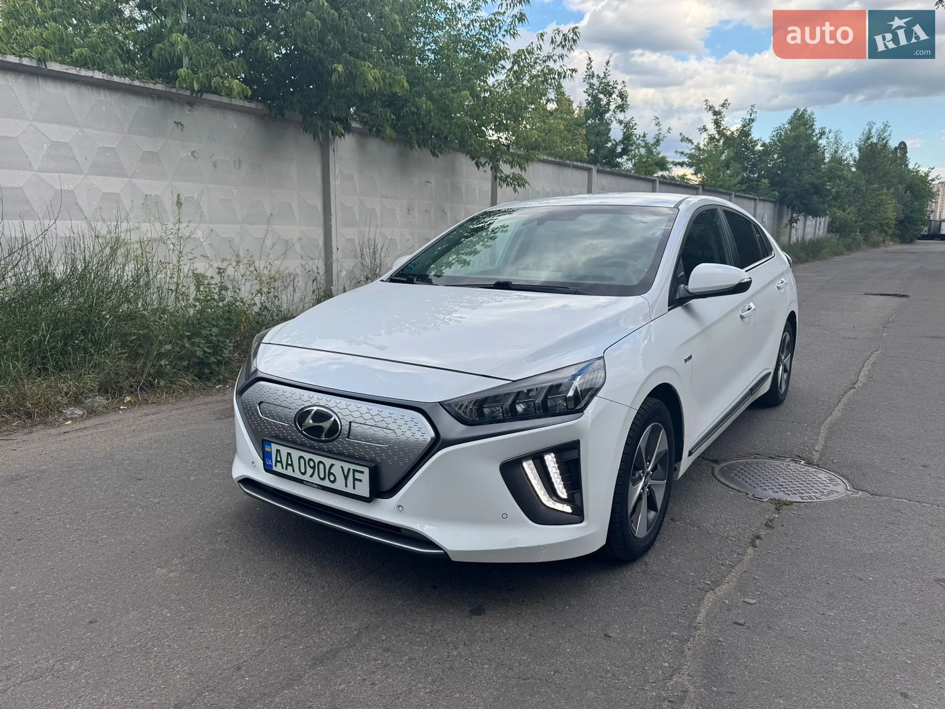 2019 Hyundai IONIQ - фото 1