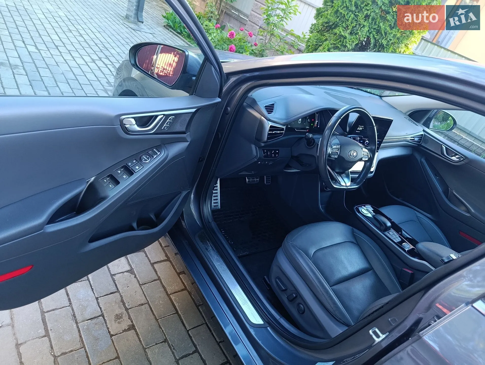 2020 Hyundai IONIQ - мініатюра 35