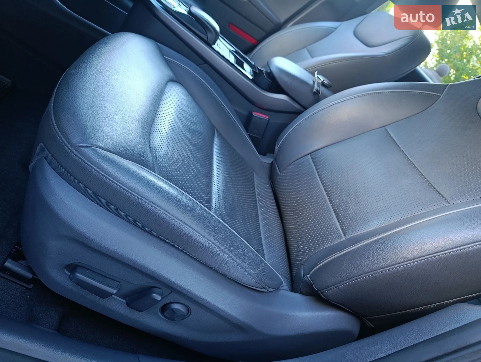 2020 Hyundai IONIQ - мініатюра 39