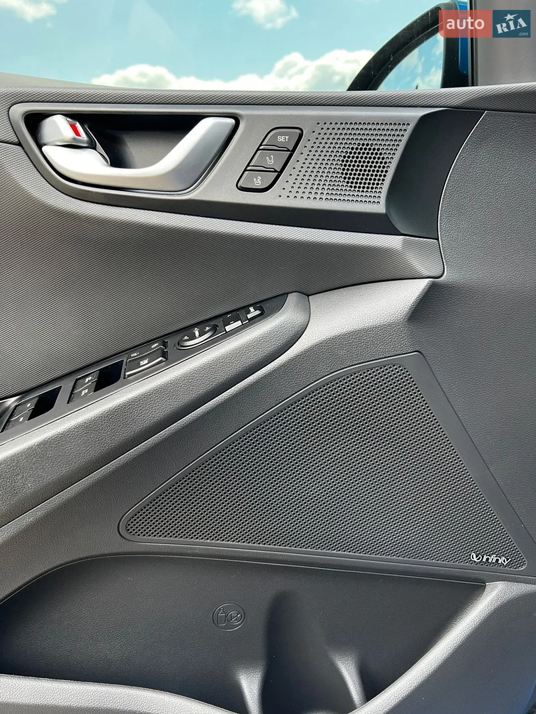 2017 Hyundai IONIQ - мініатюра 15