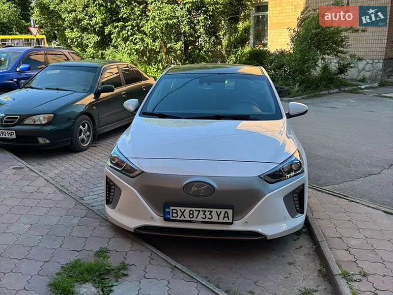 Hyundai Ioniq