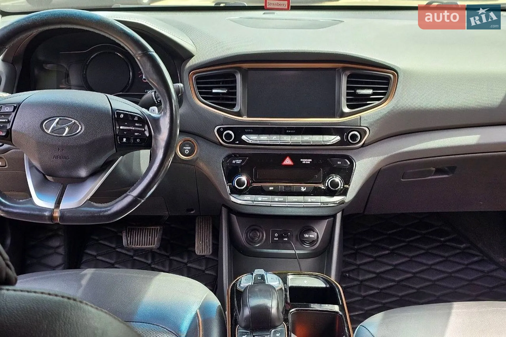 2017 Hyundai IONIQ - мініатюра 21