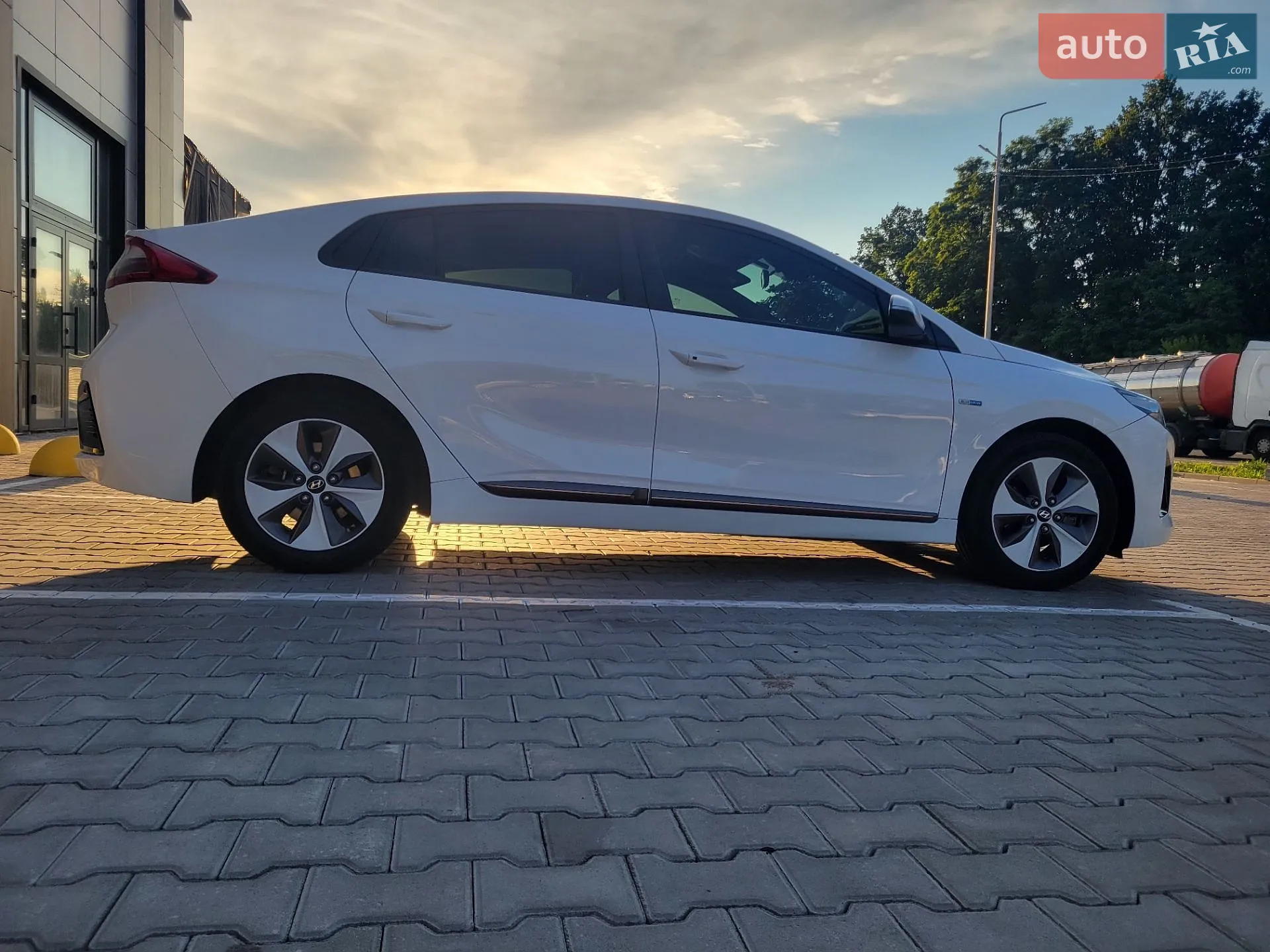 2018 Hyundai IONIQ - мініатюра 10