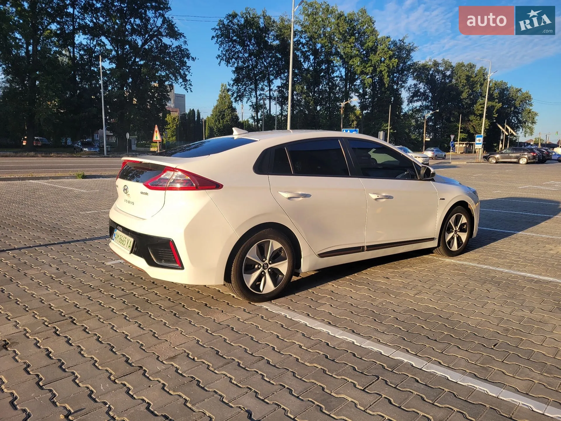 2018 Hyundai IONIQ - мініатюра 12