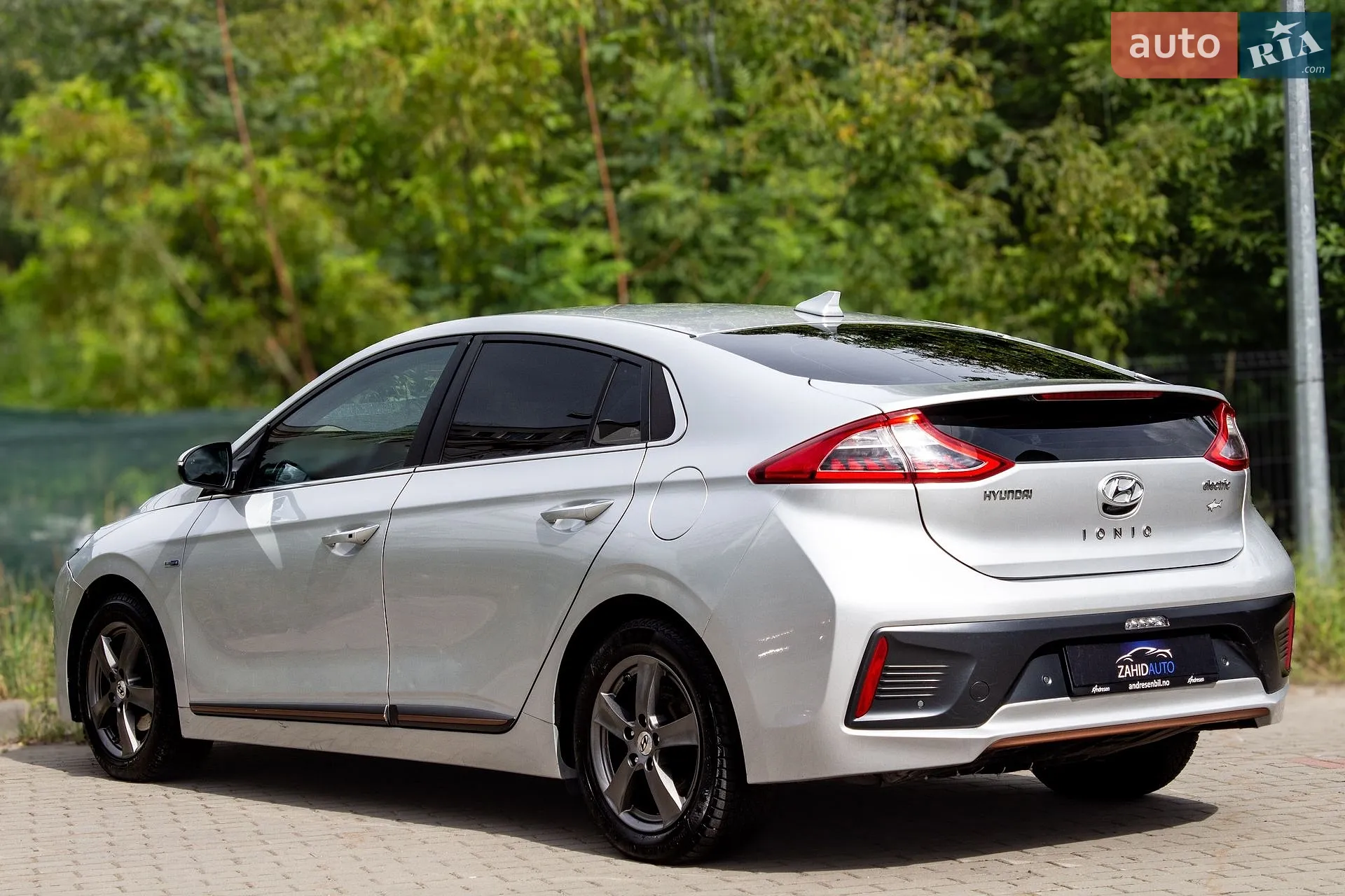 2017 Hyundai IONIQ - мініатюра 26