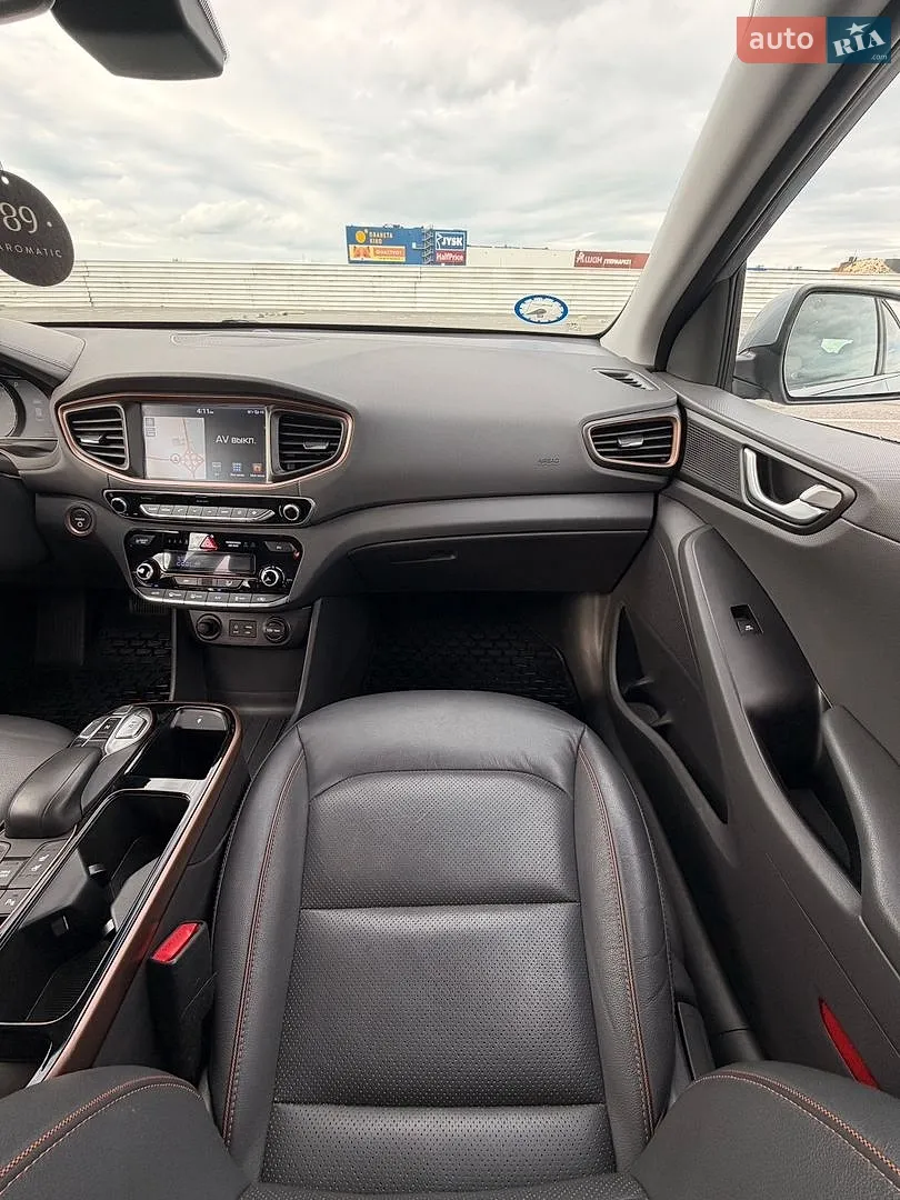 2017 Hyundai IONIQ - мініатюра 28