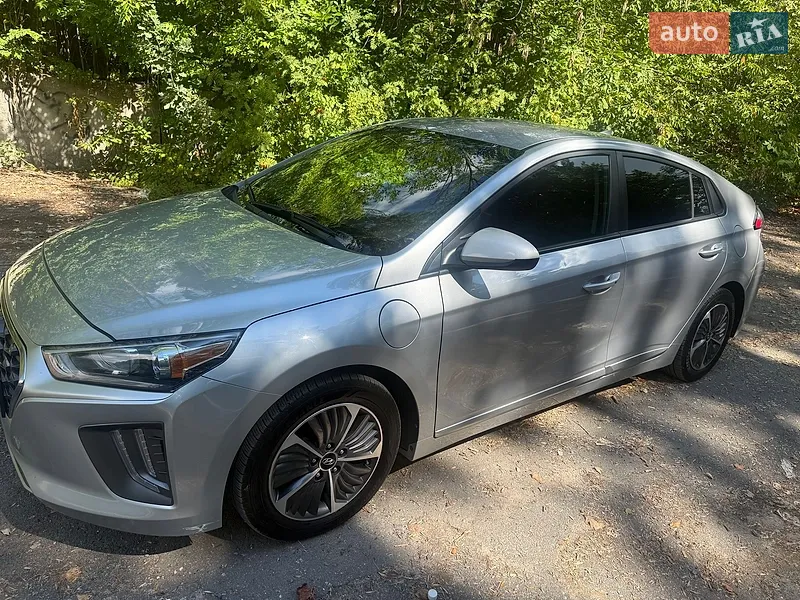 Hyundai Ioniq