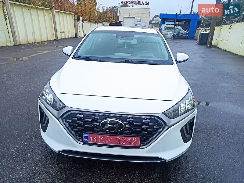 Hyundai Ioniq