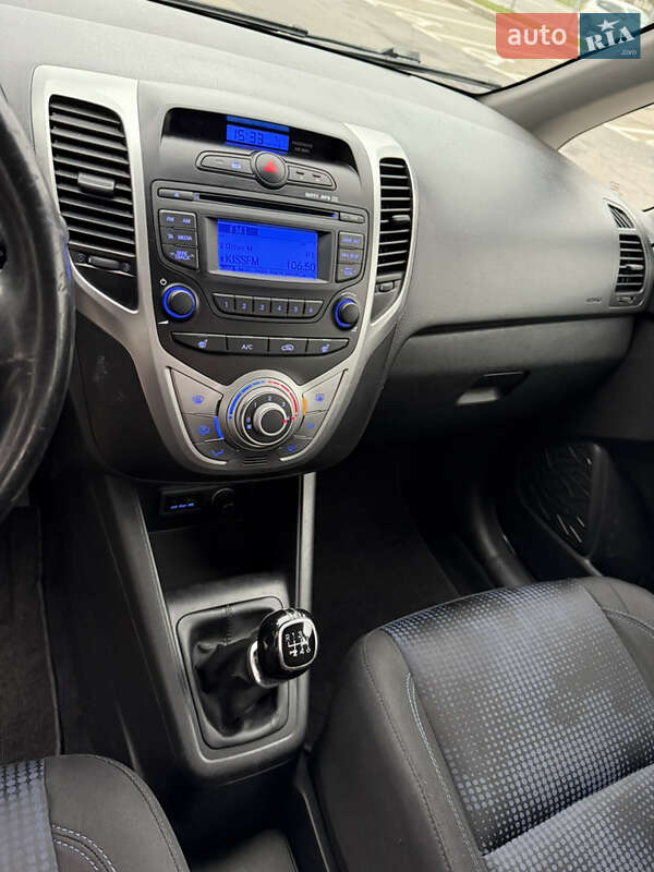 Хэтчбек Hyundai ix20 2012 в Киеве фото 14 Хэтчбек Hyundai ix20 2012 в Киеве