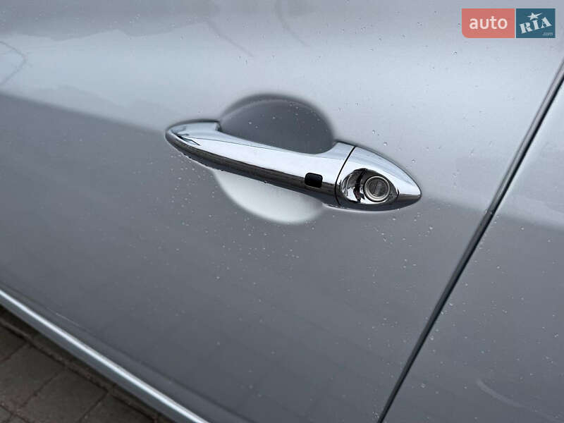 Хетчбек Hyundai ix20 2010 в Львові фото 16 Хетчбек Hyundai ix20 2010 в Львові