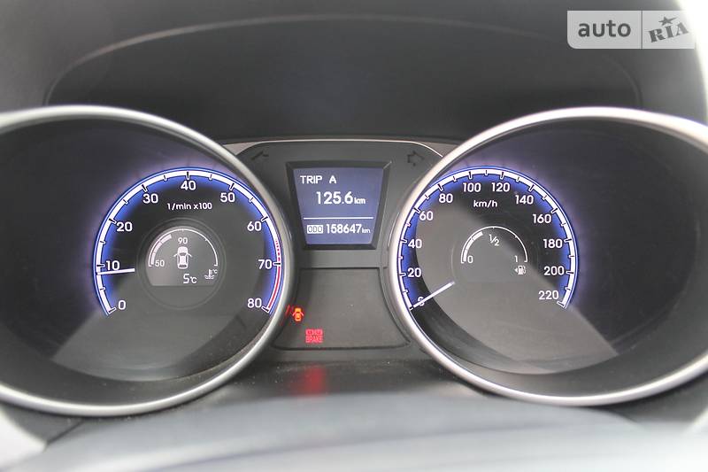 Позашляховик / Кросовер Hyundai ix35 2010 в Миколаєві